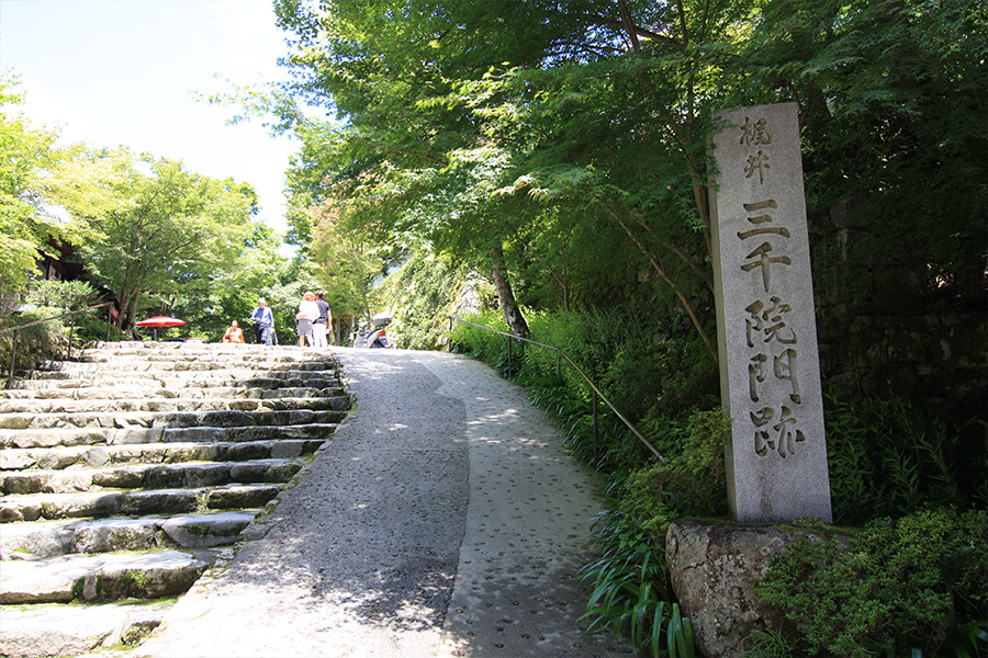 sanzen-in02.jpg